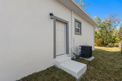 10271 Lake Drive New Port Richey FL 34654
