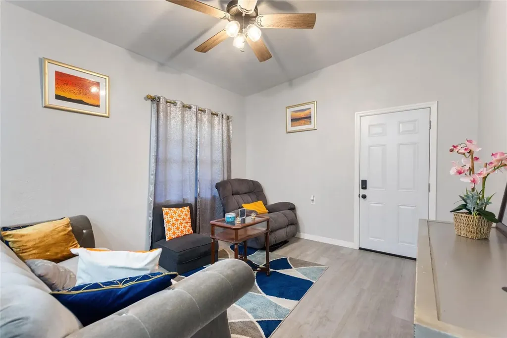 1495 Penniwa Street Intercession City FL 33848
