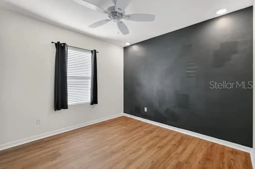 3471 Landing View Tavares FL 32778