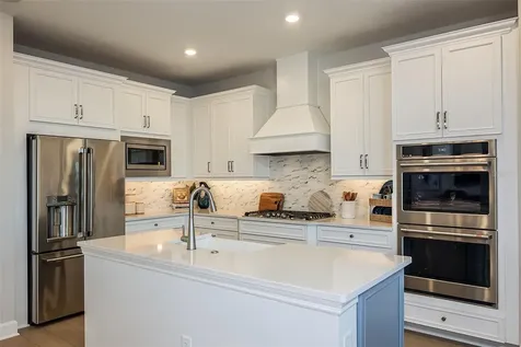 19326 Lochside Lane Mount Dora FL 32757