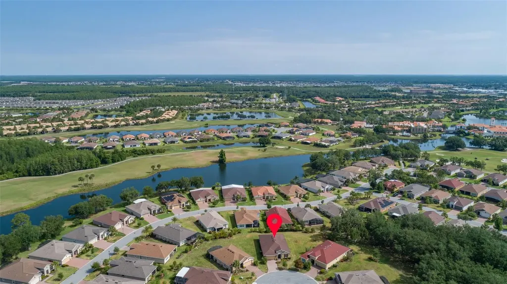 677 Via Corso Court Kissimmee FL 34759