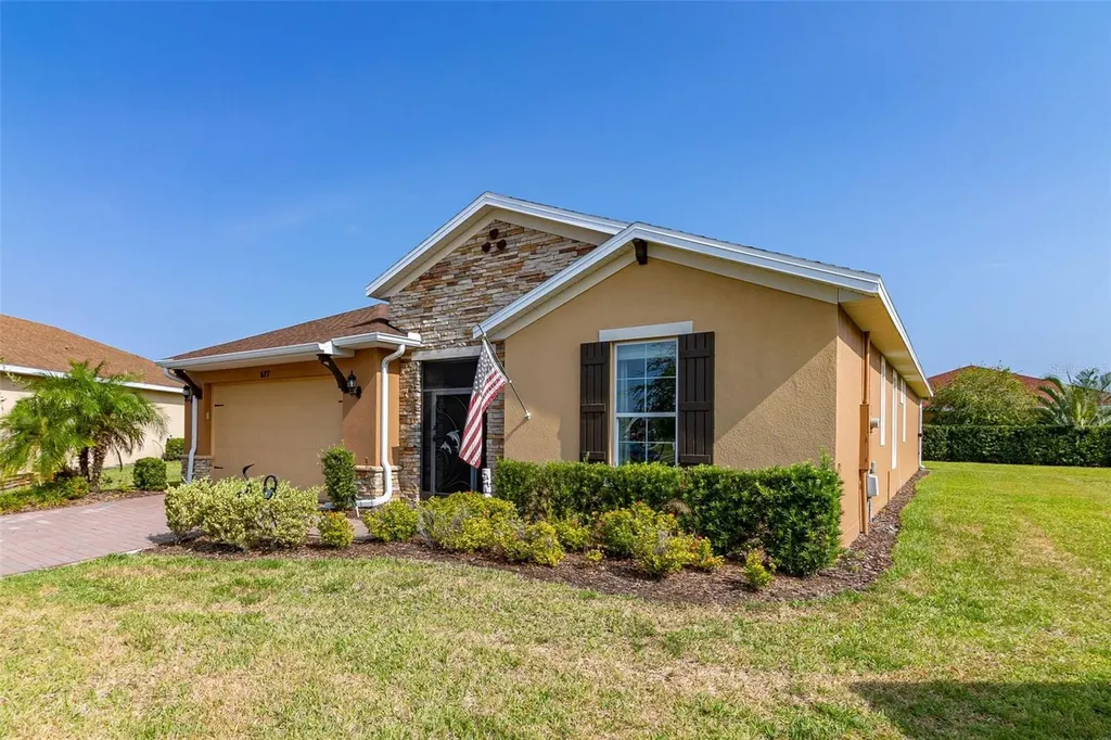 677 Via Corso Court Kissimmee FL 34759
