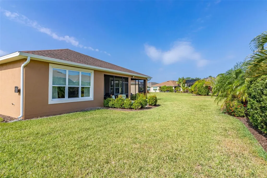 677 Via Corso Court Kissimmee FL 34759