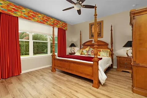 677 Via Corso Court Kissimmee FL 34759