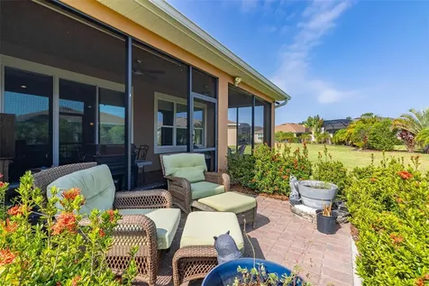 677 Via Corso Court Kissimmee FL 34759