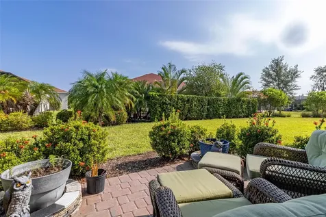 677 Via Corso Court Kissimmee FL 34759