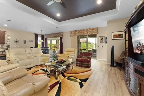 677 Via Corso Court Kissimmee FL 34759
