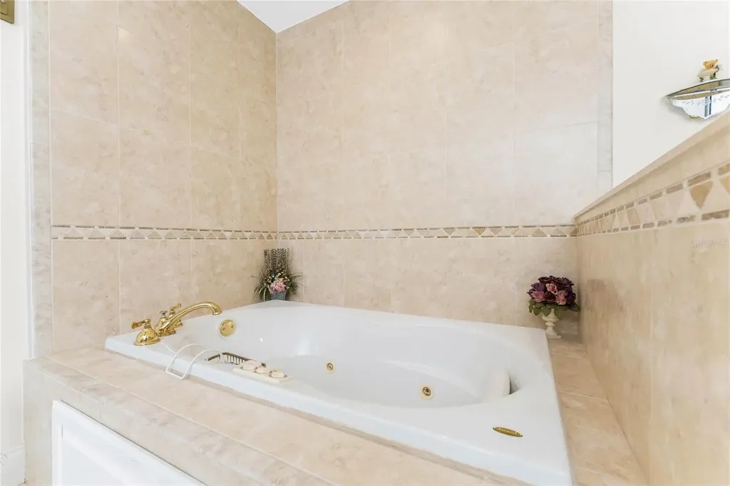 740 Via Esplanade Punta Gorda FL 33950