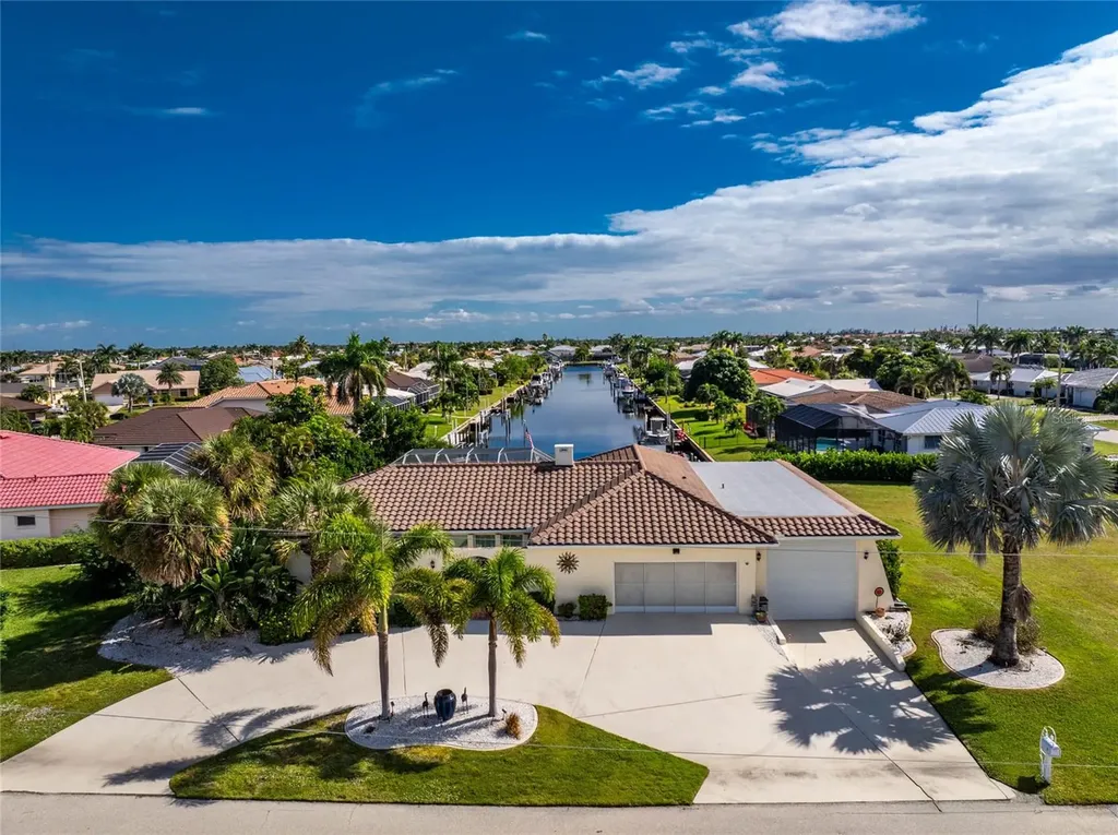 740 Via Esplanade Punta Gorda FL 33950
