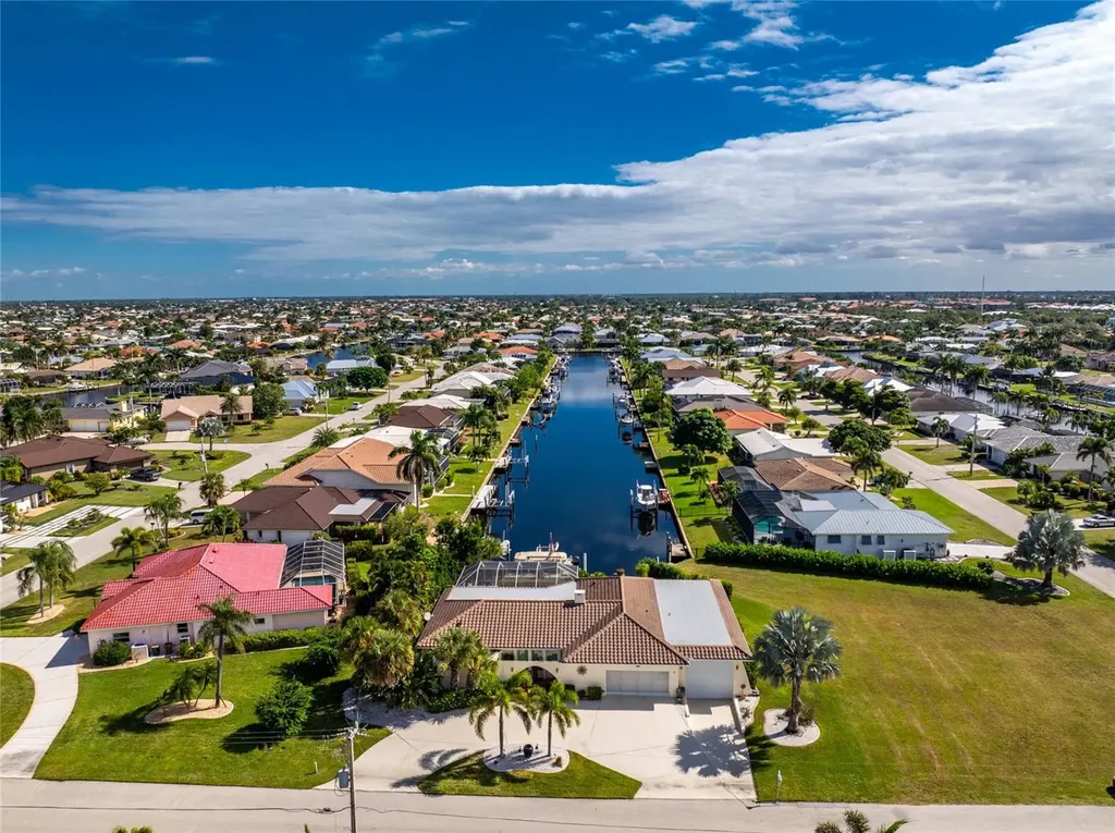 740 Via Esplanade Punta Gorda FL 33950