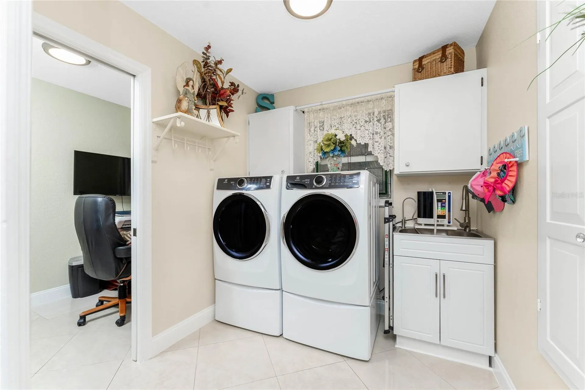 740 Via Esplanade Punta Gorda FL 33950