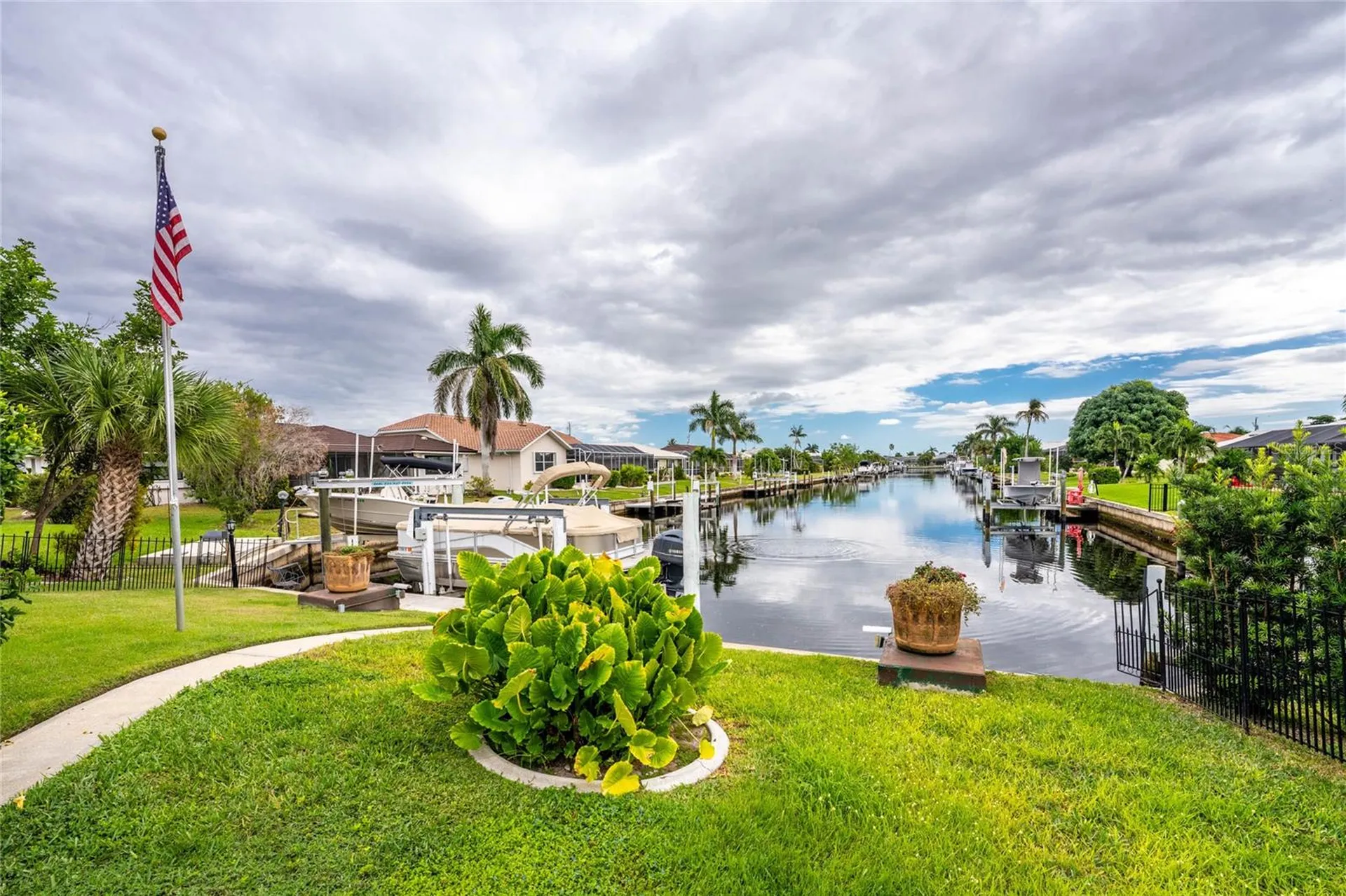 740 Via Esplanade Punta Gorda FL 33950