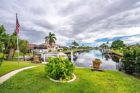 740 Via Esplanade Punta Gorda FL 33950