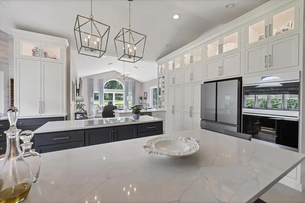 3386 Charles Macdonald Drive Sarasota FL 34240