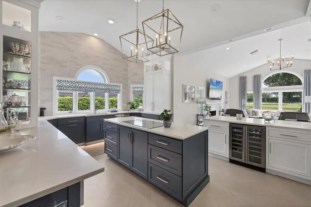3386 Charles Macdonald Drive Sarasota FL 34240