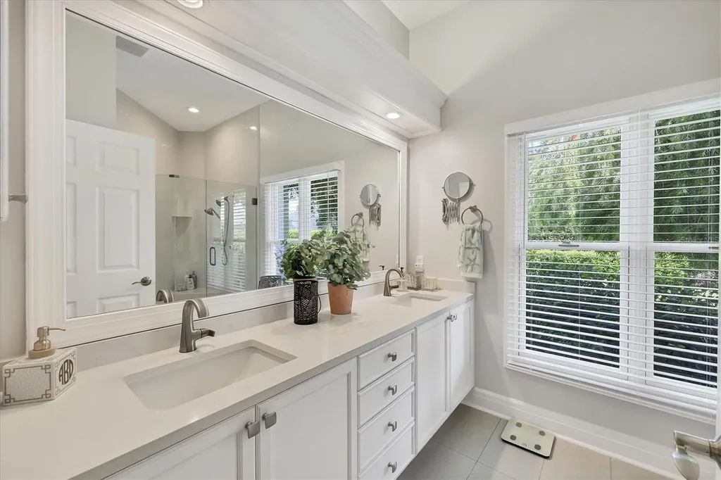 3386 Charles Macdonald Drive Sarasota FL 34240