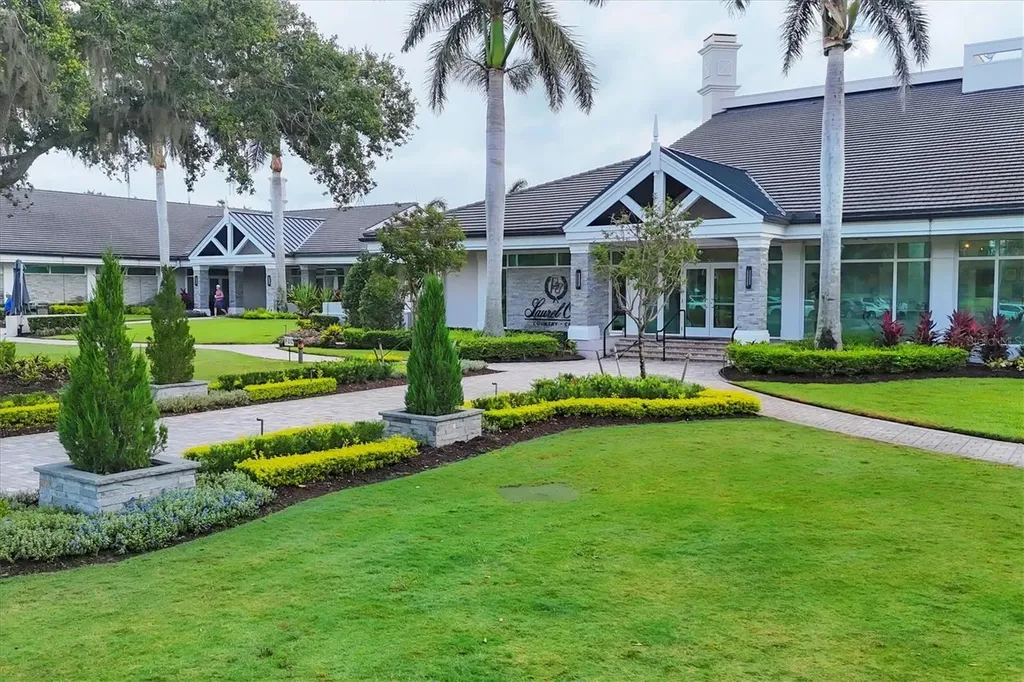 3386 Charles Macdonald Drive Sarasota FL 34240