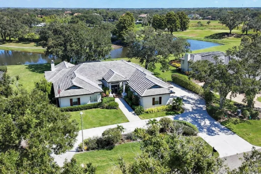 3386 Charles Macdonald Drive Sarasota FL 34240