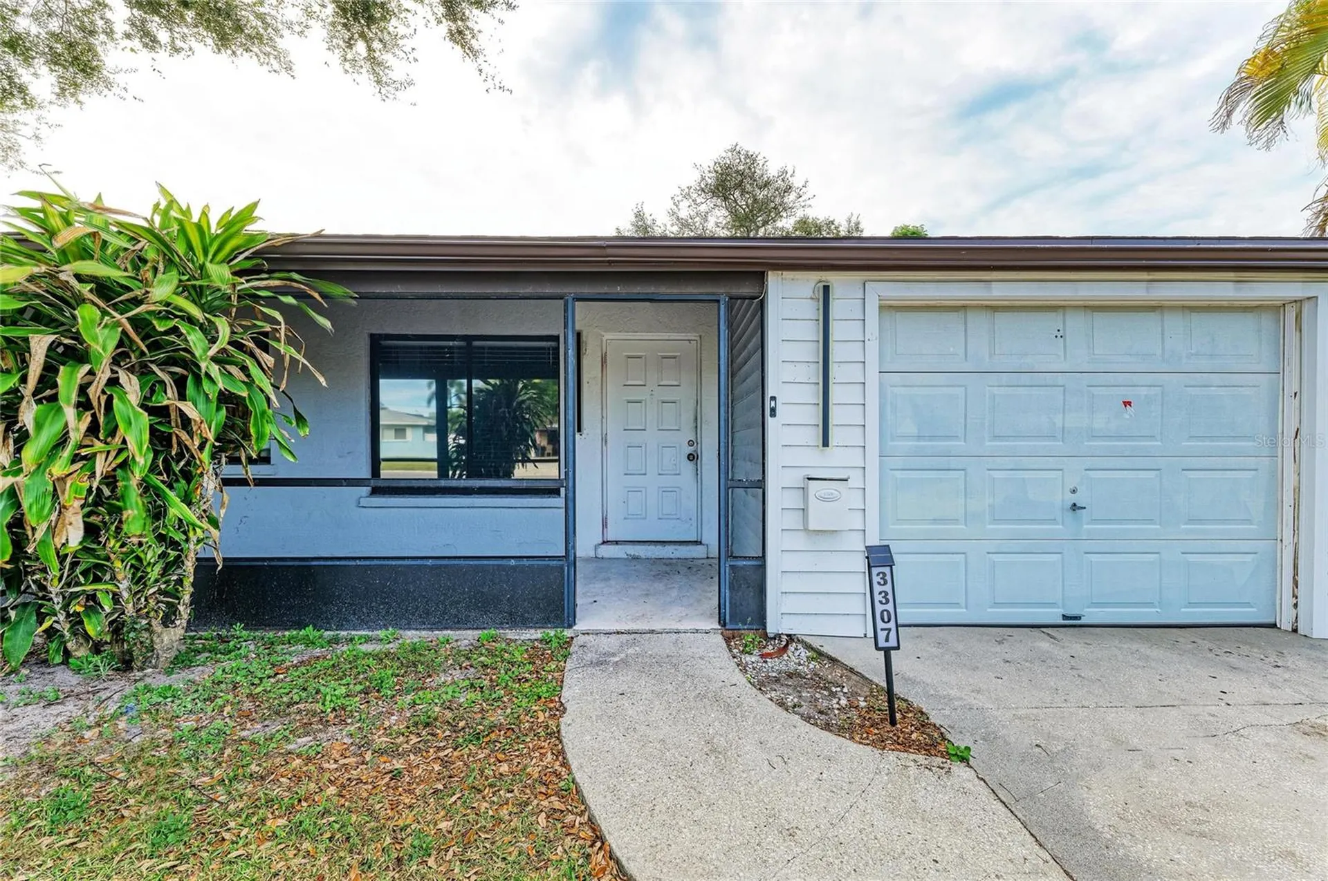 3307 20th Avenue W Bradenton FL 34205