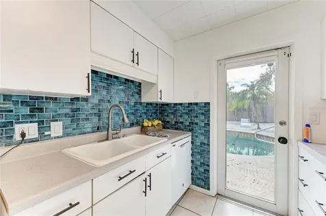 3307 20th Avenue W Bradenton FL 34205