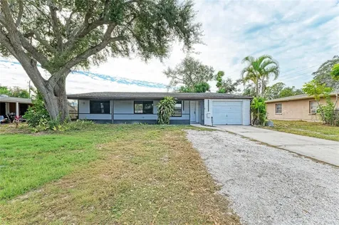 3307 20th Avenue W Bradenton FL 34205