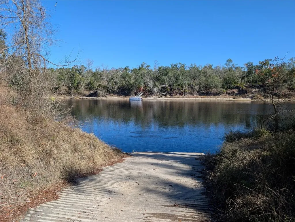 NW Fox Run Trail Mayo FL 32066