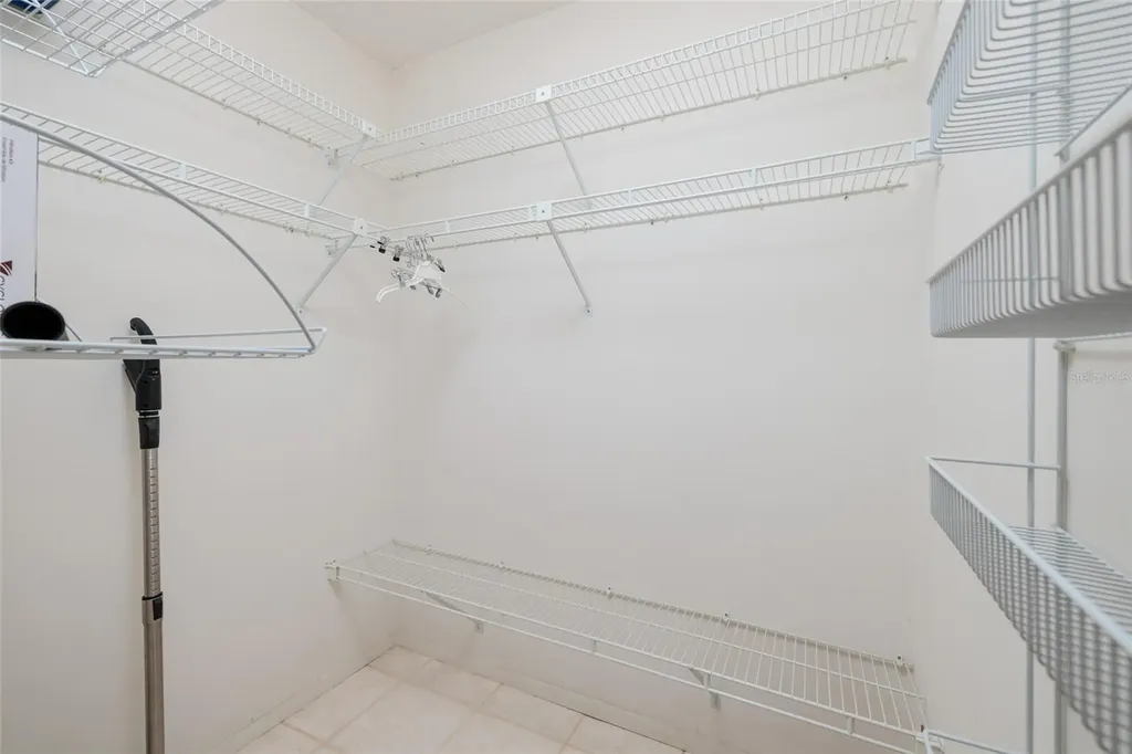 216 Sun Vista Ct S Treasure Island FL 33706