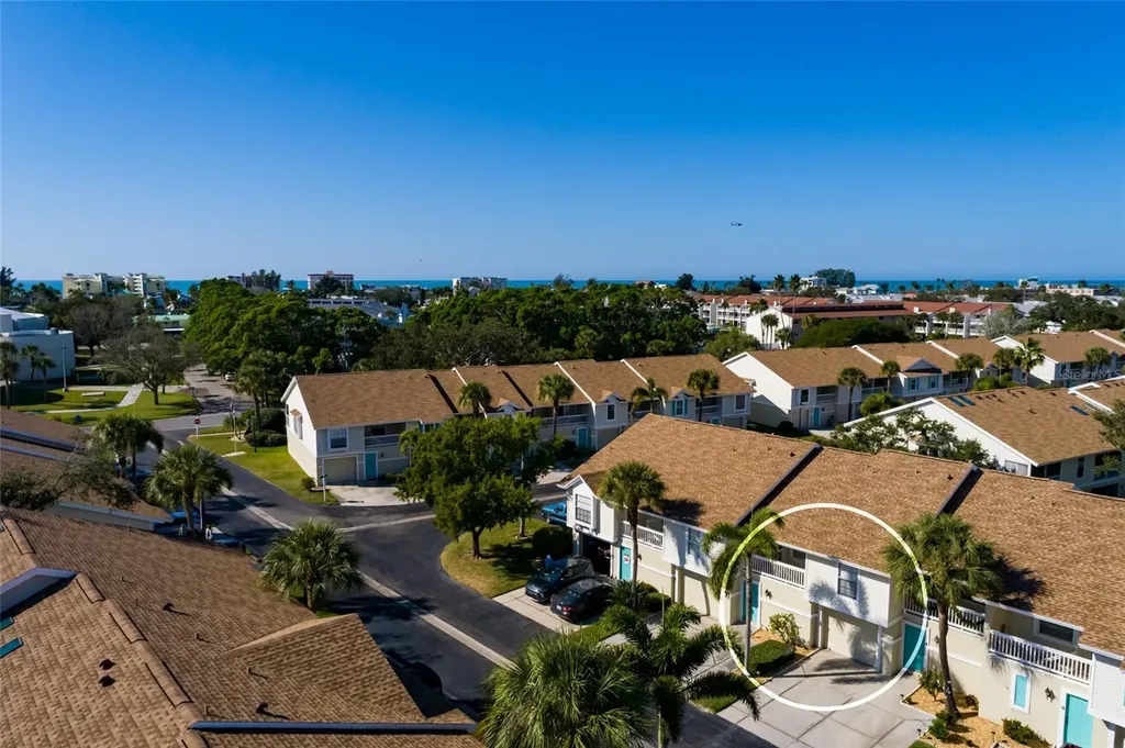 216 Sun Vista Ct S Treasure Island FL 33706