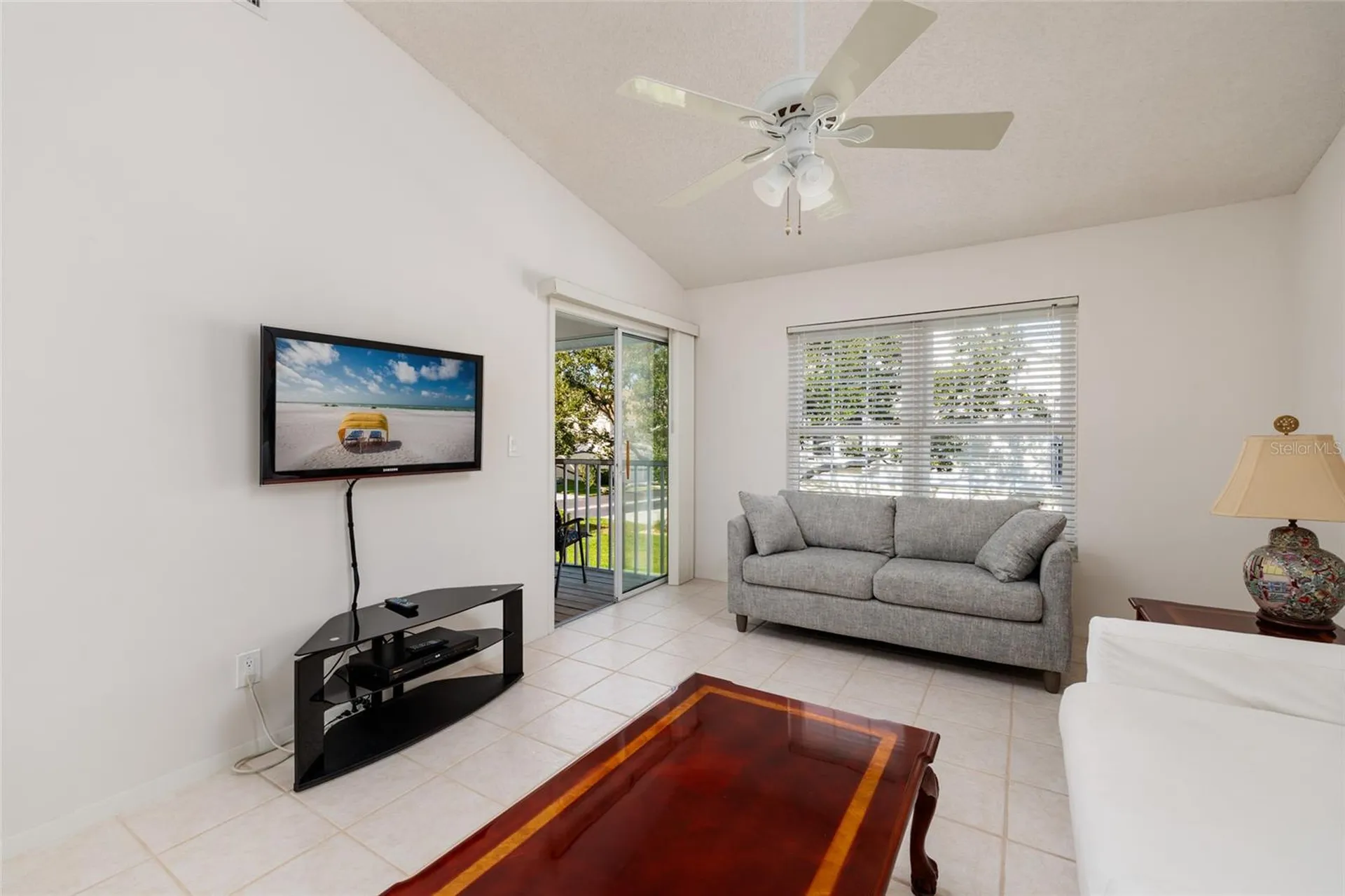 216 Sun Vista Ct S Treasure Island FL 33706