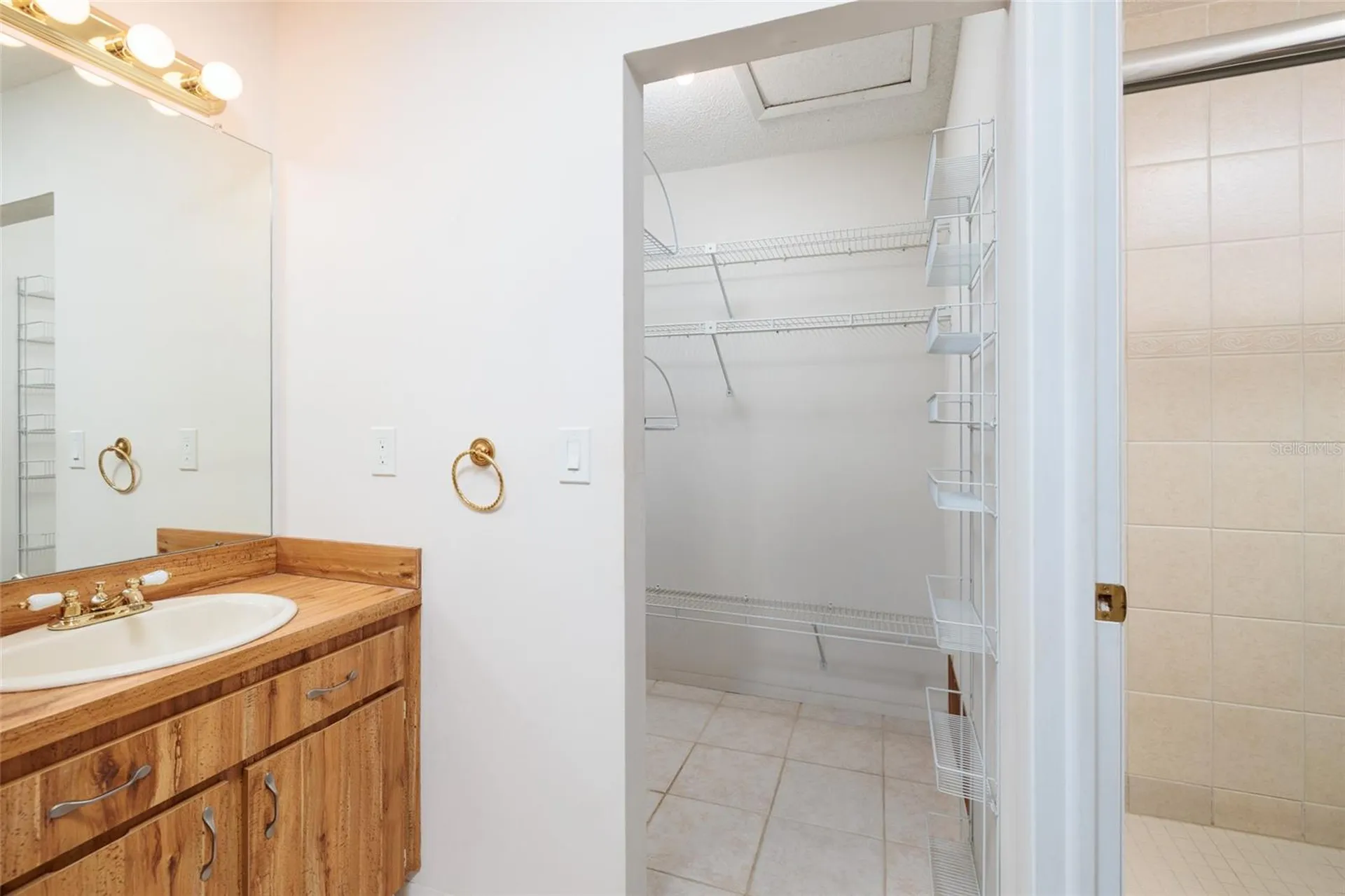 216 Sun Vista Ct S Treasure Island FL 33706