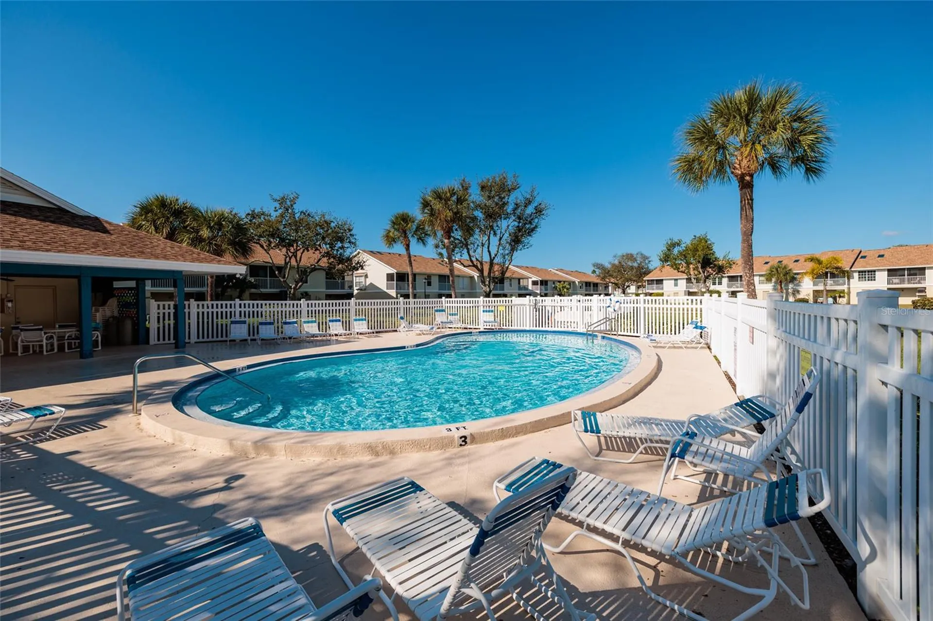 216 Sun Vista Ct S Treasure Island FL 33706