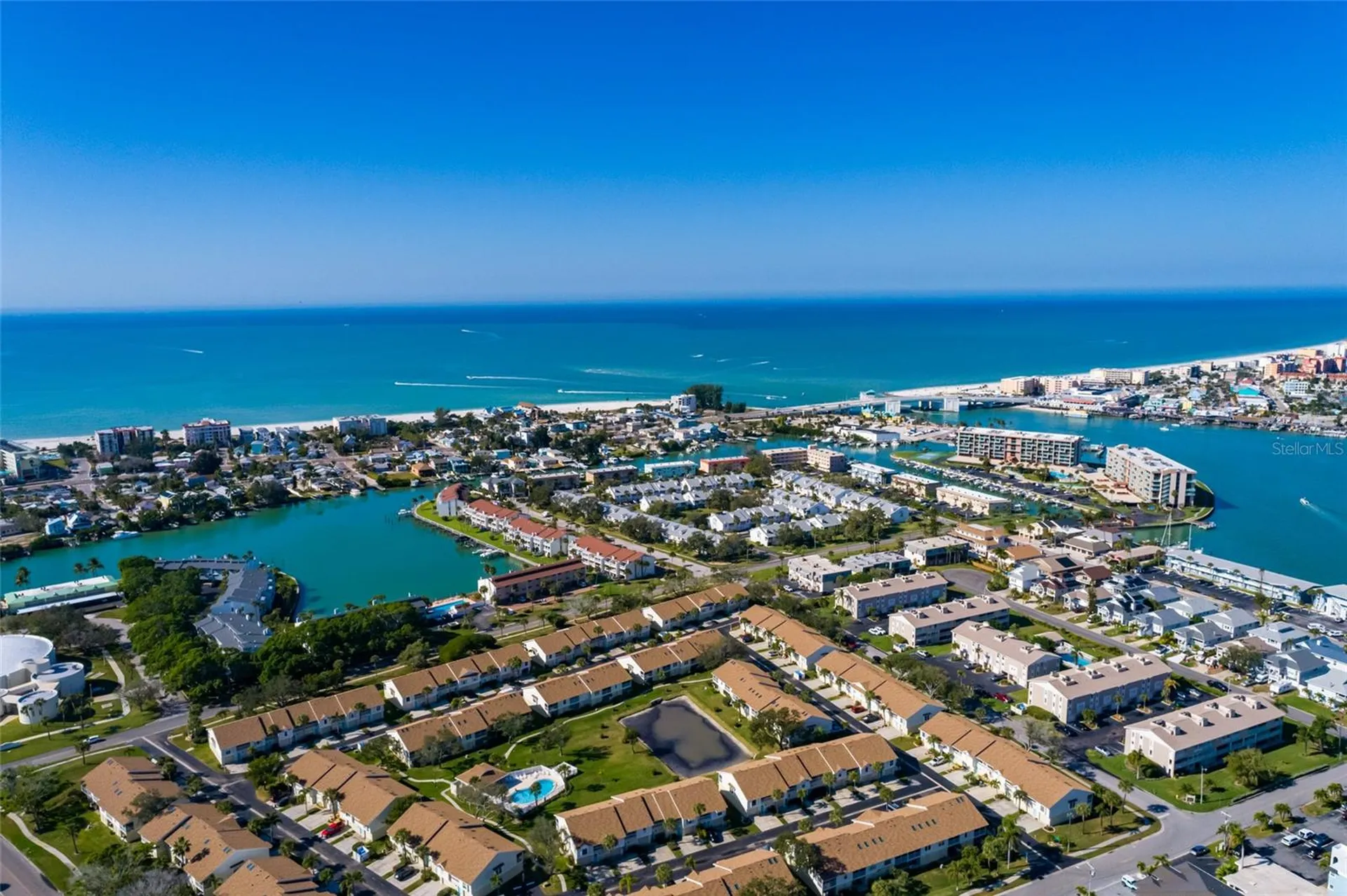 216 Sun Vista Ct S Treasure Island FL 33706