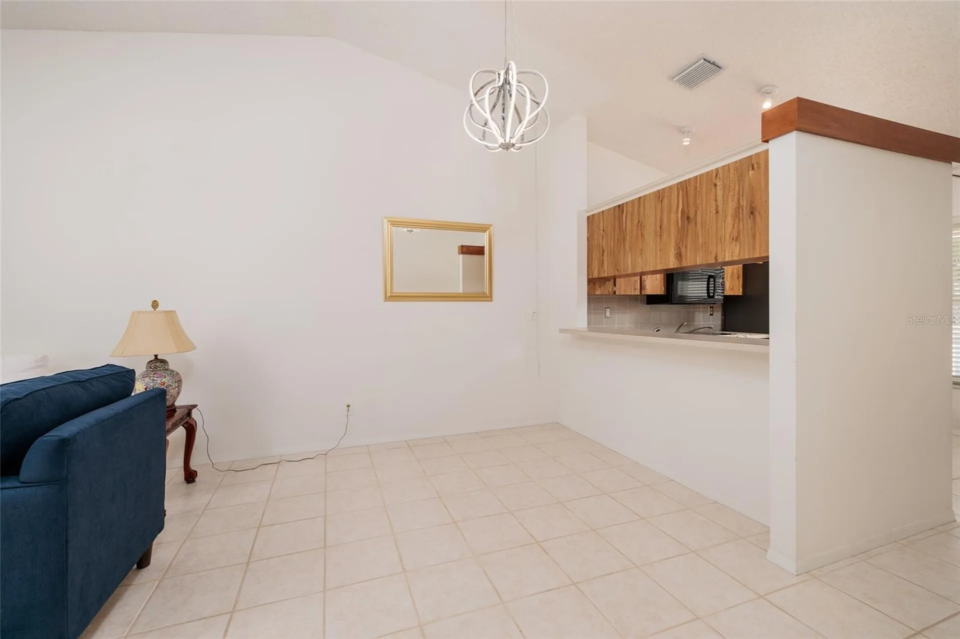 216 Sun Vista Ct S Treasure Island FL 33706