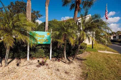 216 Sun Vista Ct S Treasure Island FL 33706