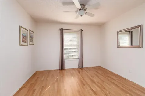 216 Sun Vista Ct S Treasure Island FL 33706