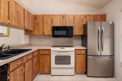 216 Sun Vista Ct S Treasure Island FL 33706