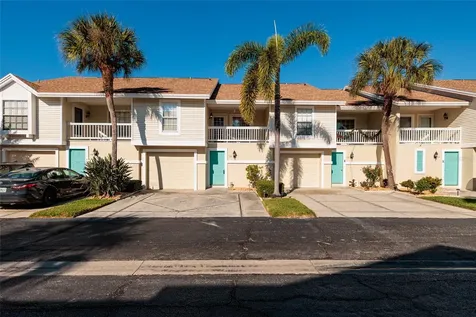 216 Sun Vista Ct S Treasure Island FL 33706