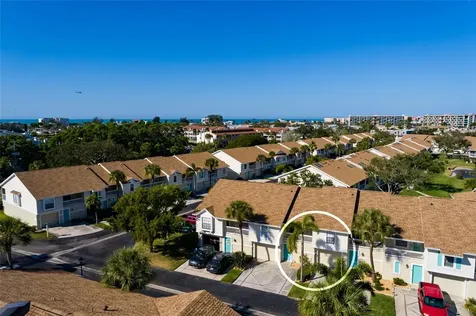216 Sun Vista Ct S Treasure Island FL 33706