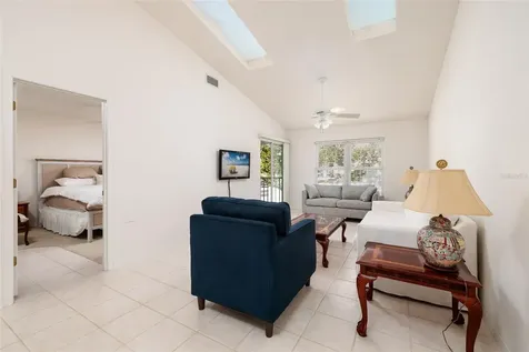 216 Sun Vista Ct S Treasure Island FL 33706