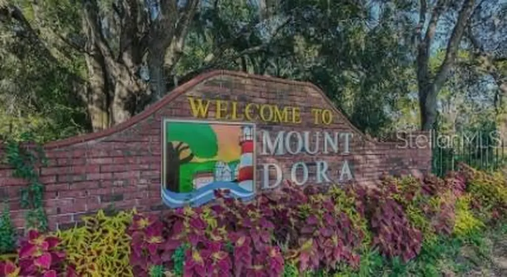 707 Perth Drive Mount Dora FL 32757