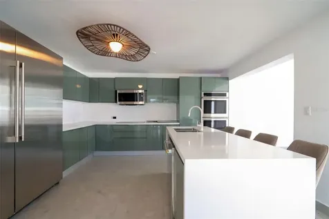 2073 Cacique Street San Juan PR 00911