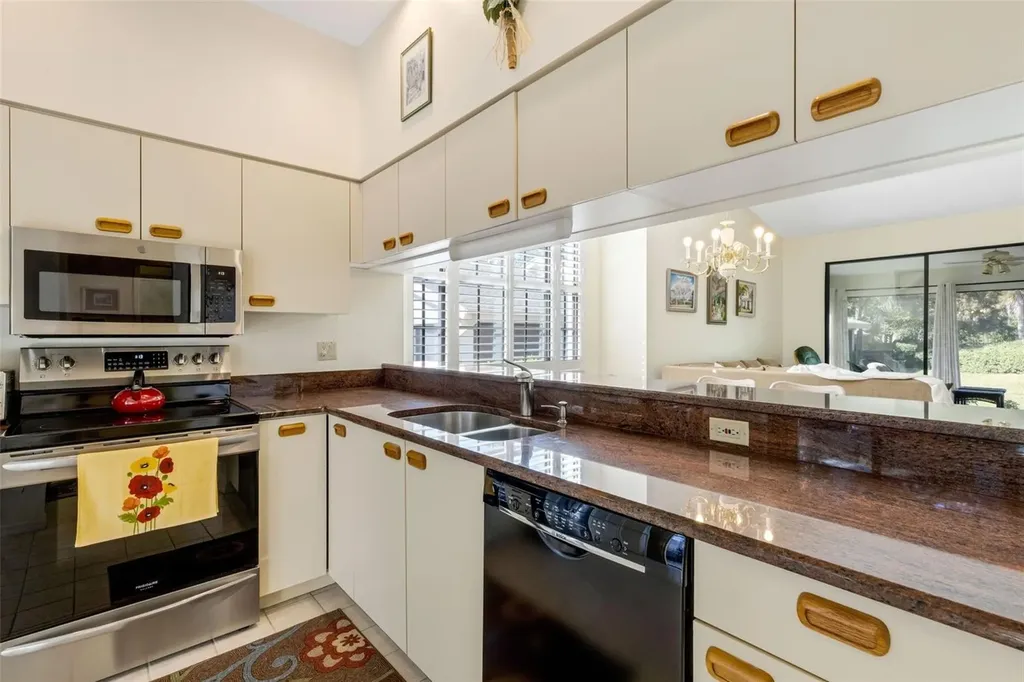 5531 Hampstead Heath Sarasota FL 34235
