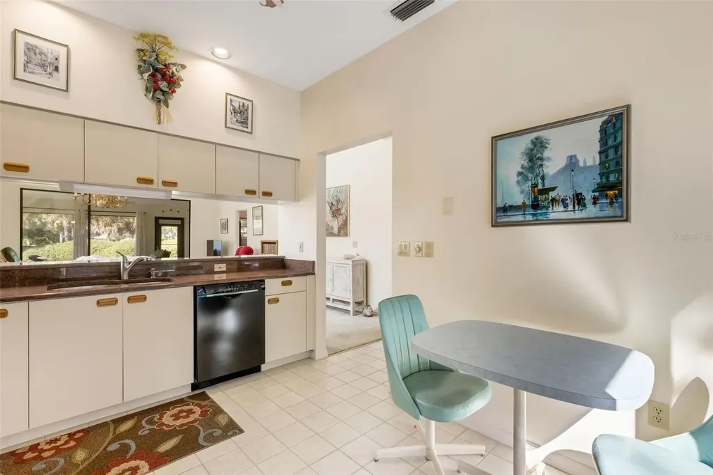 5531 Hampstead Heath Sarasota FL 34235