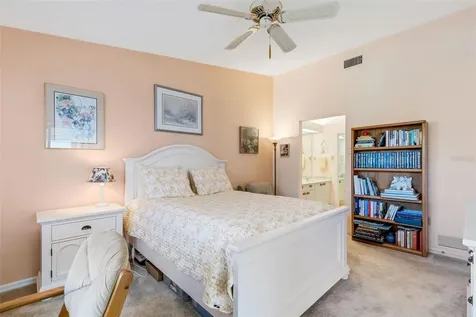 5531 Hampstead Heath Sarasota FL 34235