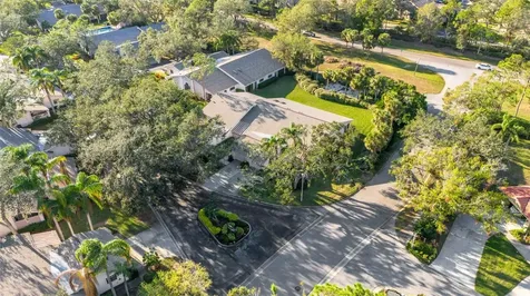 5531 Hampstead Heath Sarasota FL 34235