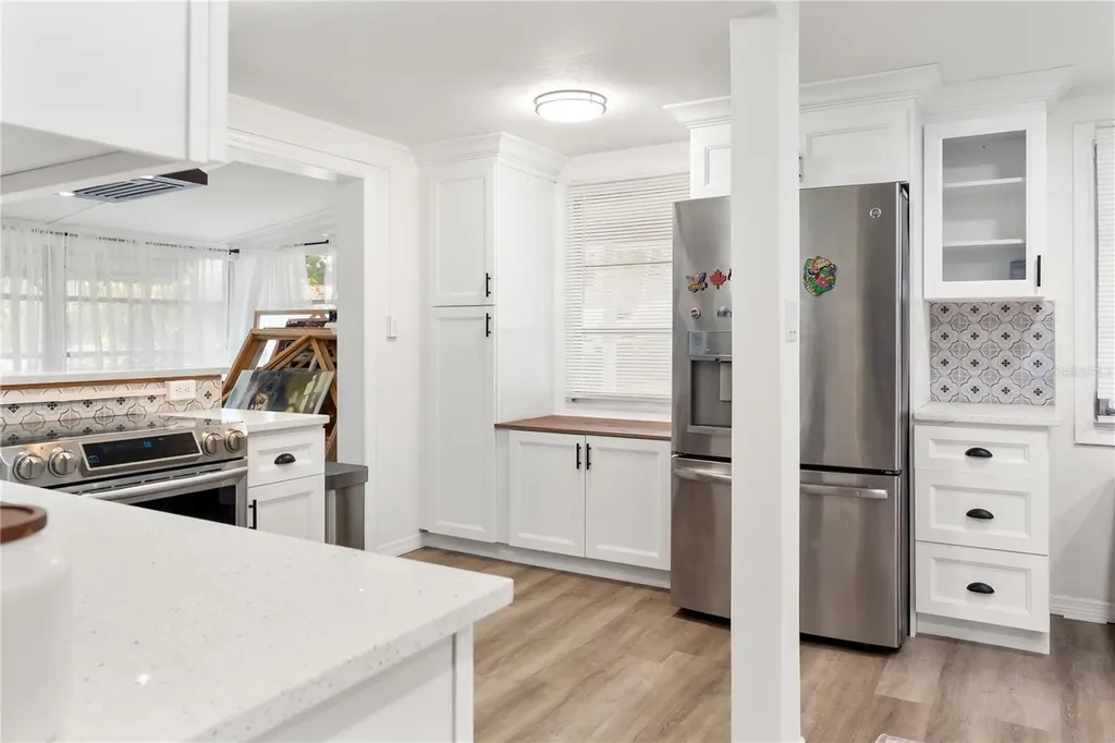 4105 Rockefeller Avenue Sarasota FL 34231
