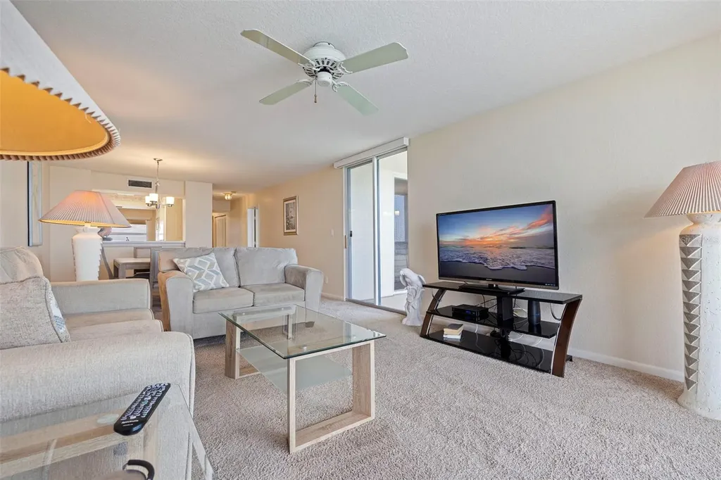 6105 Bahia Del Mar Circle St Petersburg FL 33715