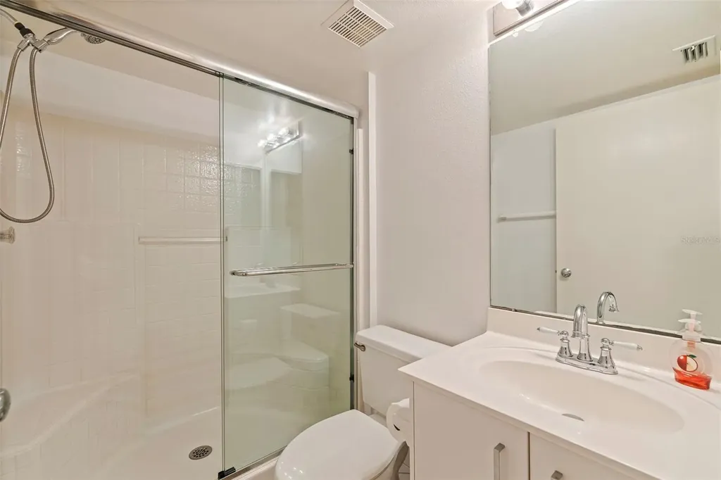 6105 Bahia Del Mar Circle St Petersburg FL 33715