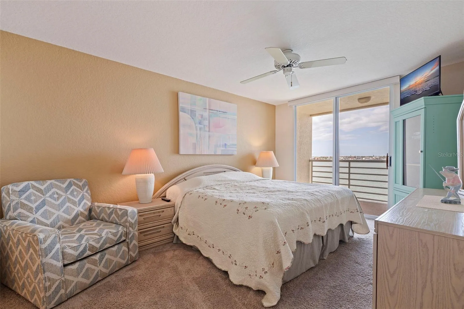6105 Bahia Del Mar Circle St Petersburg FL 33715