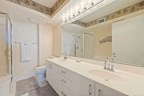 6105 Bahia Del Mar Circle St Petersburg FL 33715